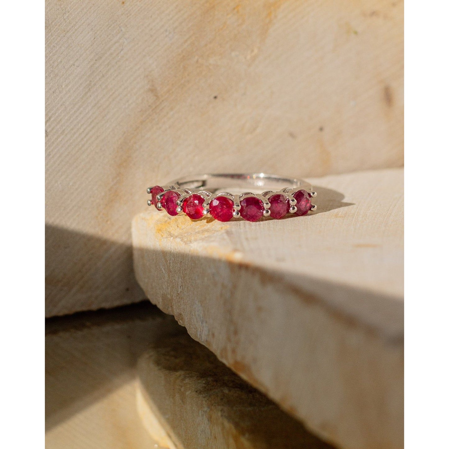 Media churumbela de rubí.