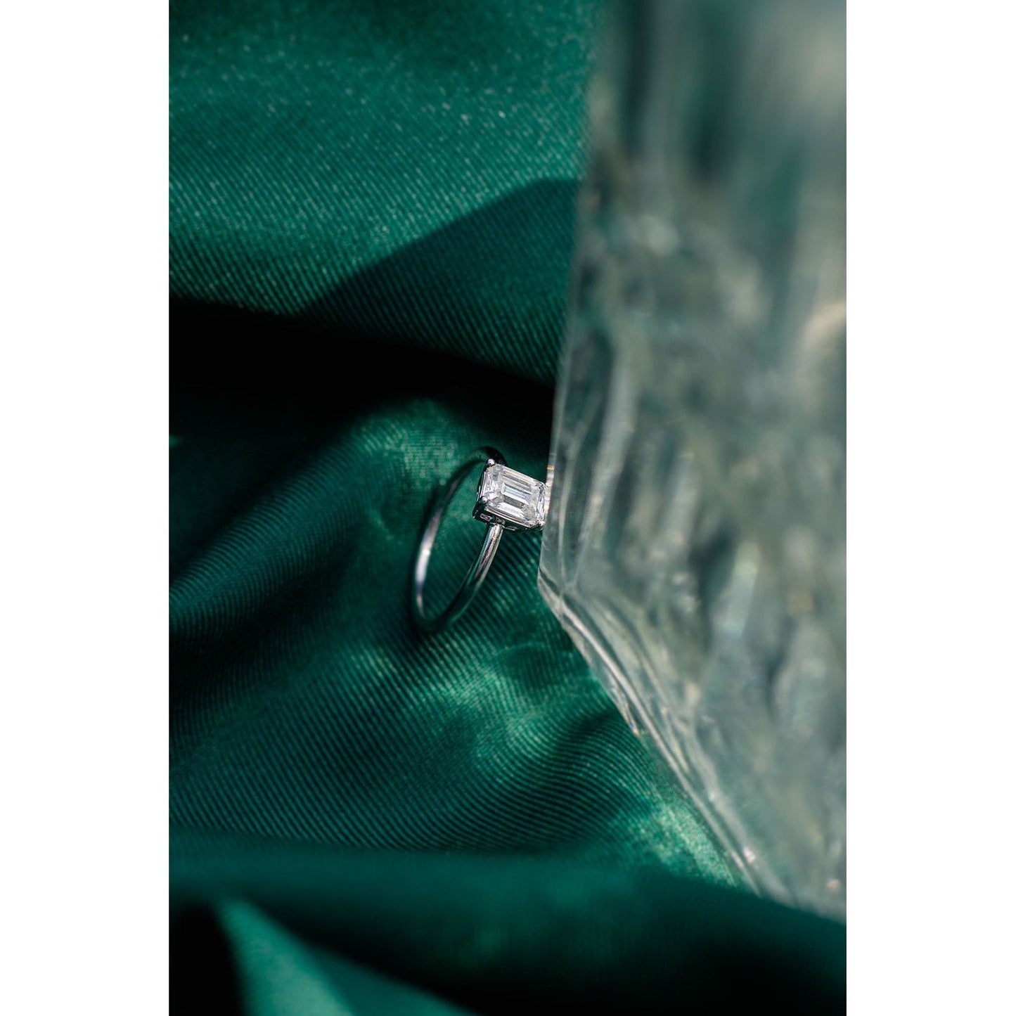 Moissanita corte esmeralda